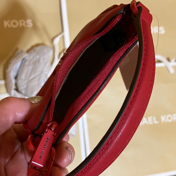 Michael Kors KYLA bag crimson leather charm - Picture 8 of 9